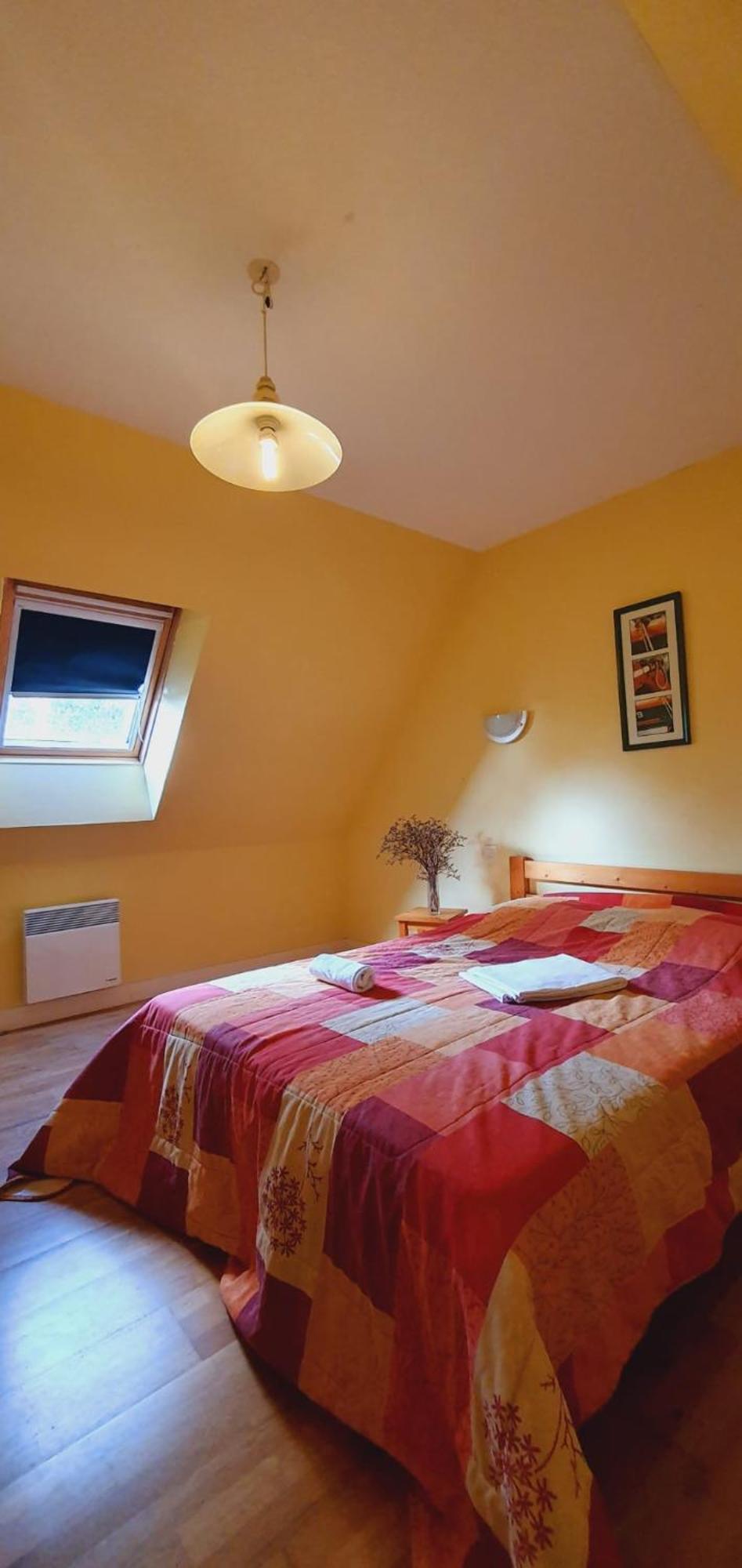 L'Auberge De La Porte Saint-Jouan-des-Guerets Room photo