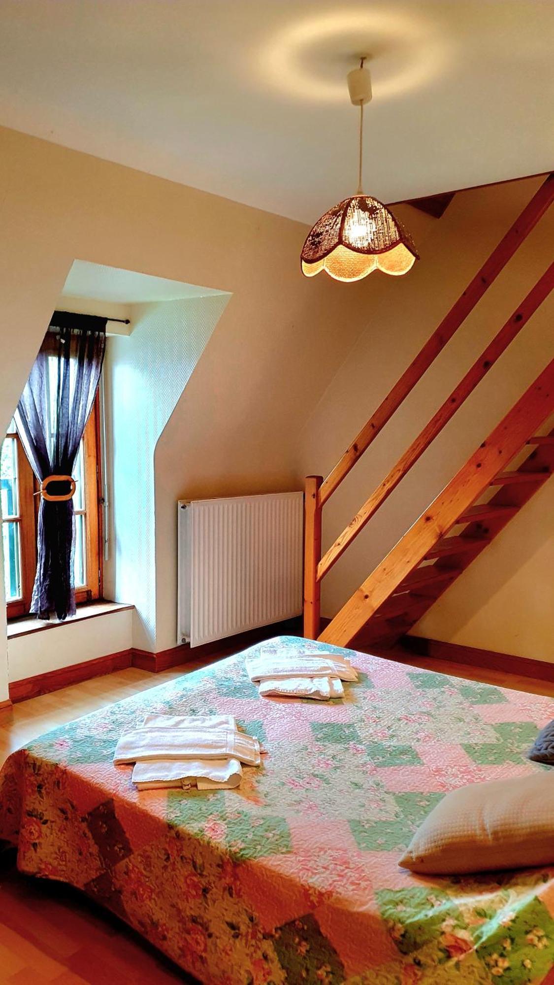 L'Auberge De La Porte Saint-Jouan-des-Guerets Room photo