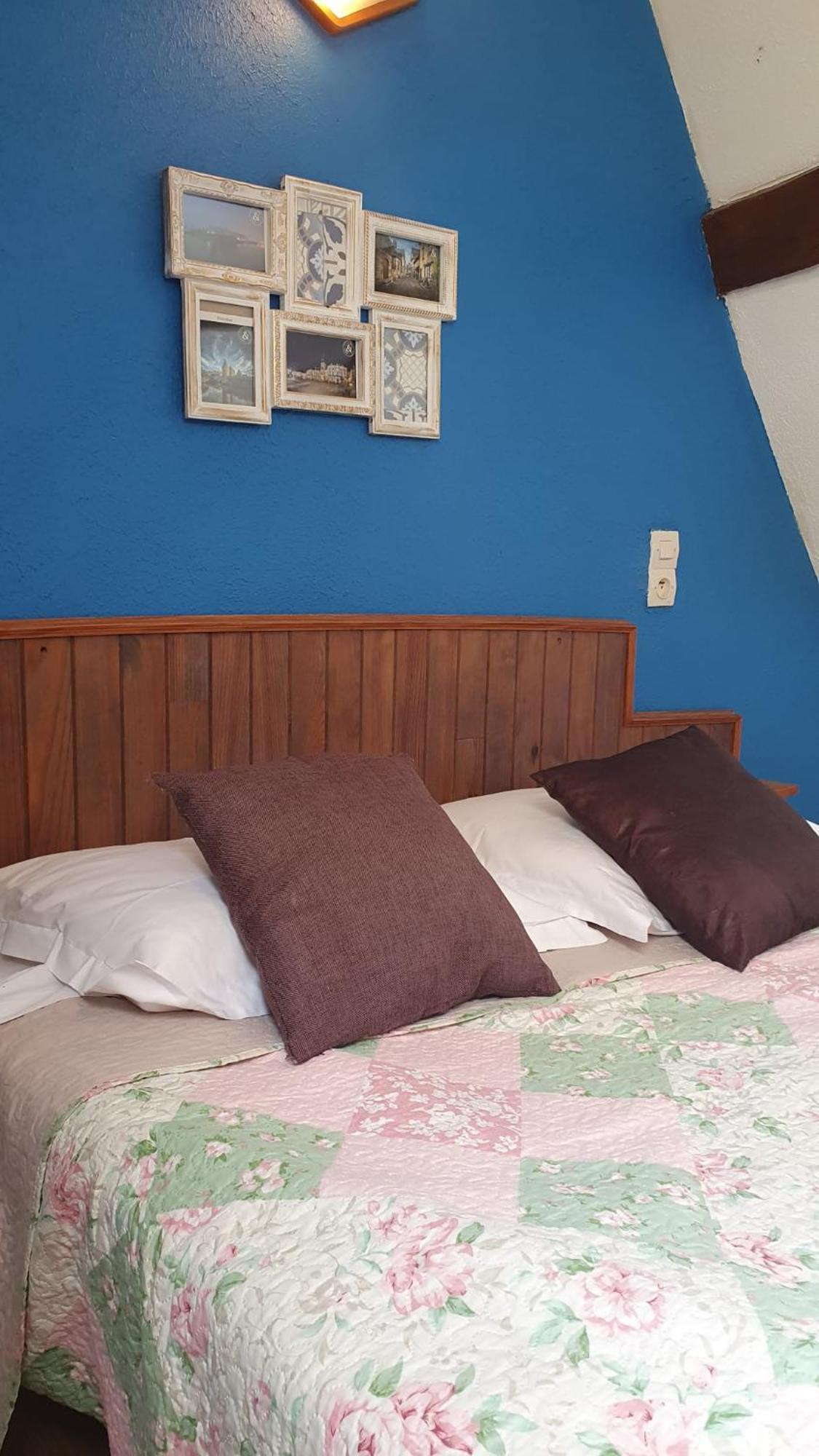 L'Auberge De La Porte Saint-Jouan-des-Guerets Room photo